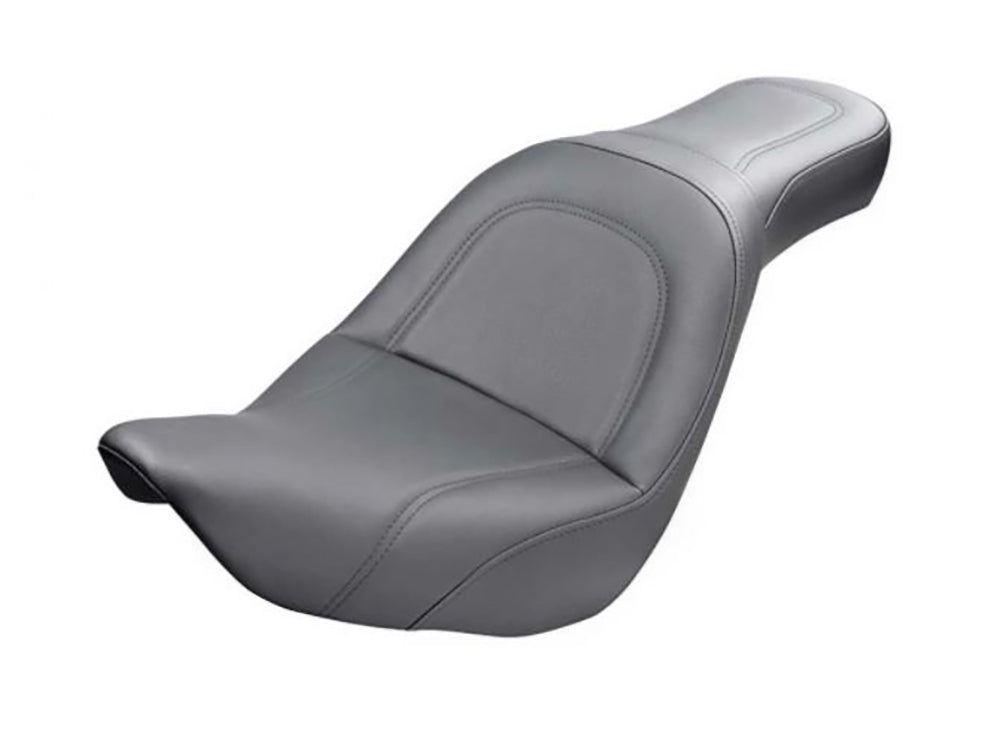 King Dual Seat. Fits Softail 2006-2017 with OEM 200 Rear Tyre. - Saddlemen Seats