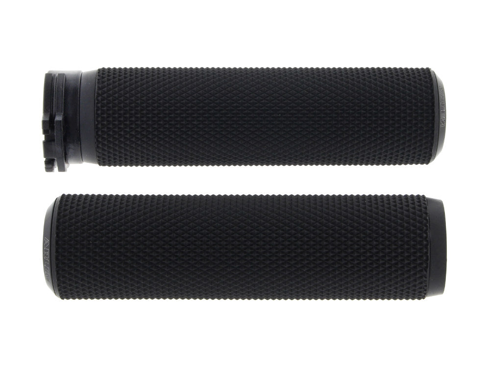 Knurled Fusion Handgrips - Black. Fits H-D with Throttle Cable. - Arlen Ness