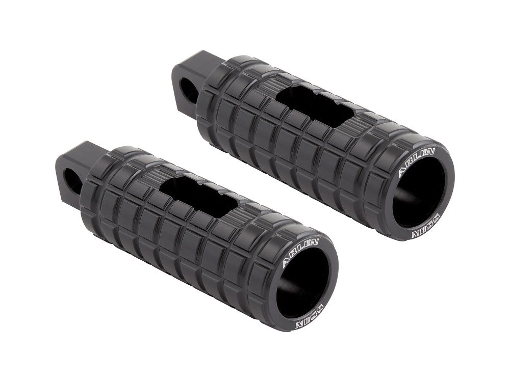 SpeedLiner Footpegs - Black. Fits Softail 2018up Rear Passenger - Arlen Ness