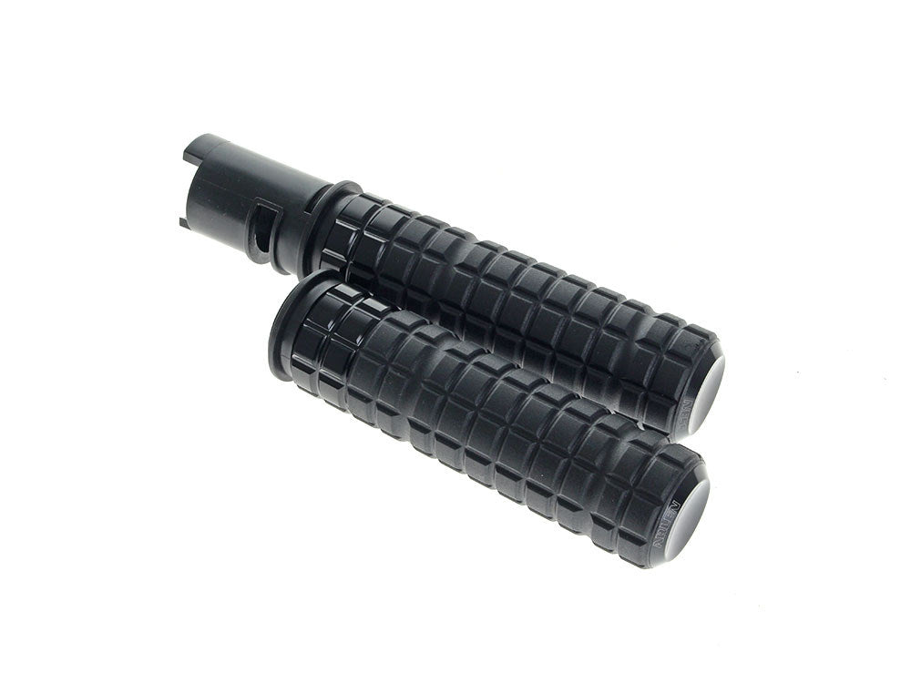 Speedliner Handgrips - Black. Fits CVO Touring 2023up, Street Glide & Road Glide 2024up, Touring 2025up & Softail 2025up - Arlen Ness