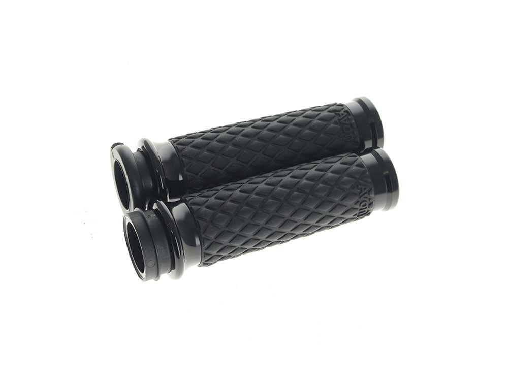 Diamond Contour Handgrips - Black. Fits Big Twin 2008-2024 with Throttle-by-Wire - Avon Grips