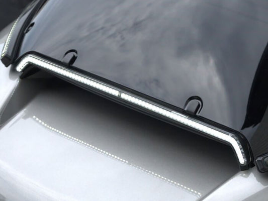 LED Center Fairing Vent Insert With Amber & White LED's - Gloss Black with Smoked Lens. Fits Road Glide 2024up & CVO Roadglide (inc 'STin.) 2023up. - Custom Dynamics