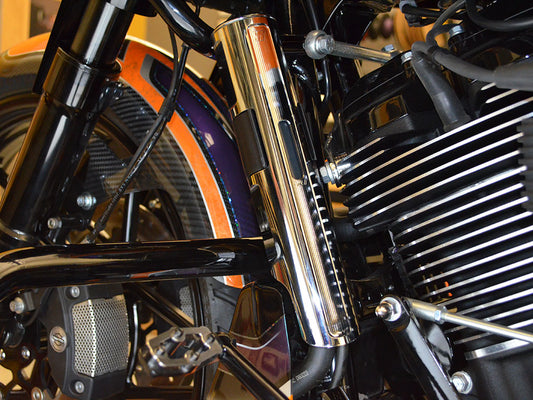 Water Reservoir Cover - Chrome. Fits CVO Touring 2023up & Street Glide & Road Glide 2024up - Kodlin