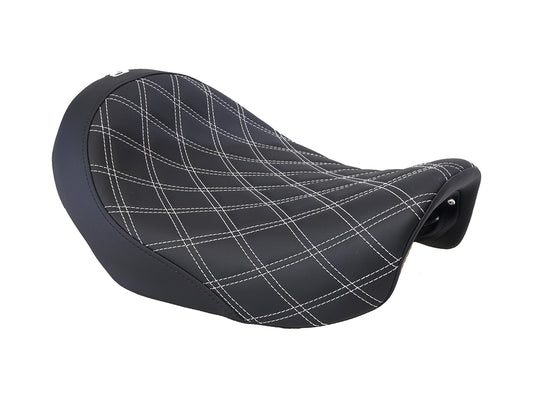Renegade LS Solo Seat with Silver Double Diamond Stitch. Fits Dyna 2006-2017. - Saddlemen Seats