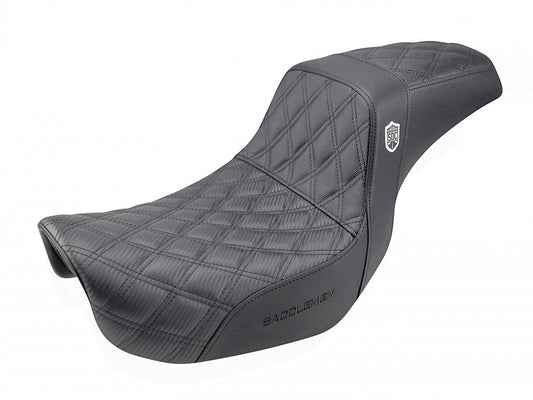 Step-Up San Diego Customs Pro Series Gripper Dual Seat. Fits Dyna 2006-2017. - Saddlemen Seats