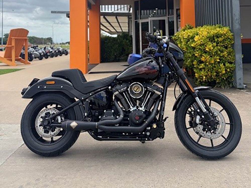 2-into-1 LaneSplitter Exhaust - Black Onyx. Fits Softail 2018up Non-240 Rear Tyre Models. - SP Concepts Exhaust
